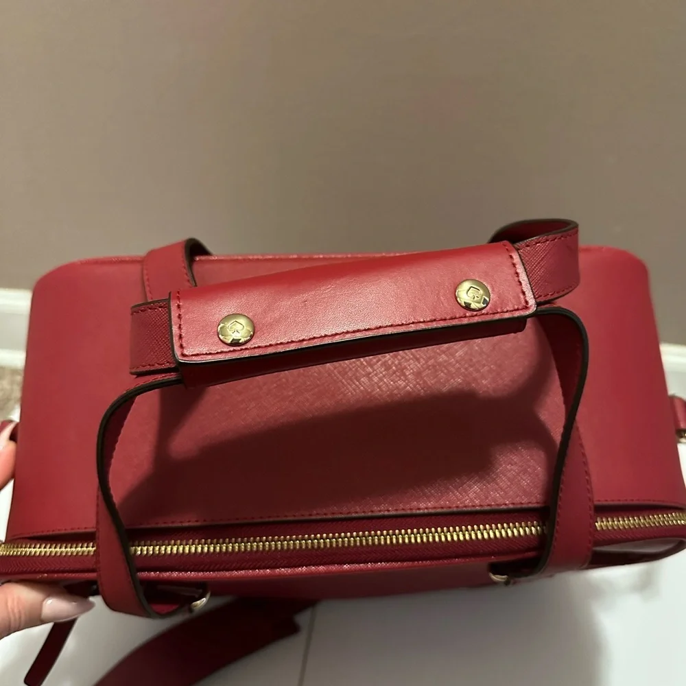Kate Spade EUC Red Saffiano Leather Bon Voyage Suitcase Topper Travel Bag